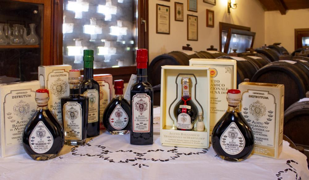 VITTORIA: Balsamic Vinegar of Modena - Serie 3 Crowns 250ml - 2